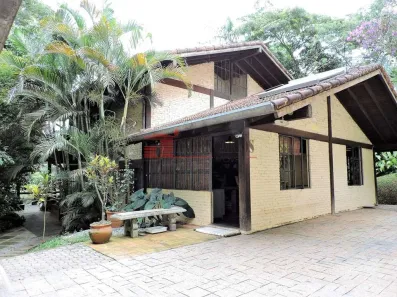 Casa de Condomínio com 5 Quartos à venda, 366m² no Chácara dos Junqueiras, Carapicuíba