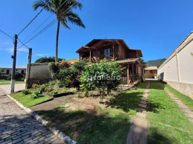 Casa de Condomínio com 3 Quartos à venda, 250m² no Flamengo, Maricá
