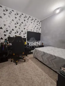 Casa com 4 Quartos à venda, 69m² no Vila Industrial, Campinas