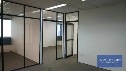 Sala Comercial para alugar, 177m² no Vila Olímpia, São Paulo