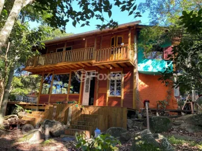 Casa de Condomínio com 5 Quartos à venda, 154m² no São João do Rio Vermelho, Florianópolis