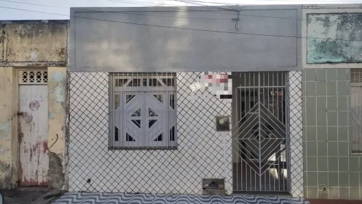 Casa com 3 Quartos à venda, 200m² no Centro, Itabaiana