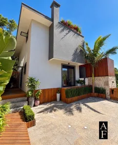 Casa com 3 Quartos à venda, 400m² no , Garopaba