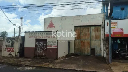 Galpão/Depósito/Armazém para alugar, 300m² no Planalto, Uberlândia