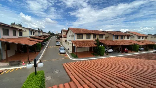Casa de Condomínio com 3 Quartos à venda, 173m² no Parque Anhanguera, Goiânia