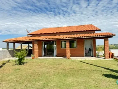 Casa com 3 Quartos à venda, 156m² no Centro, Águas de São Pedro