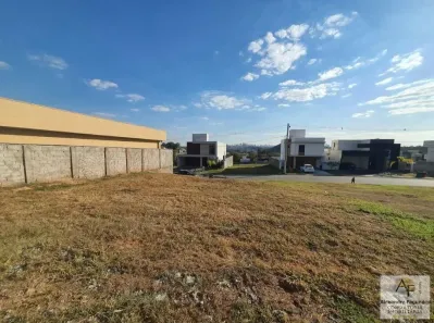 Lote/Terreno à venda, 300m² no Jardins Barcelona, Senador Canedo