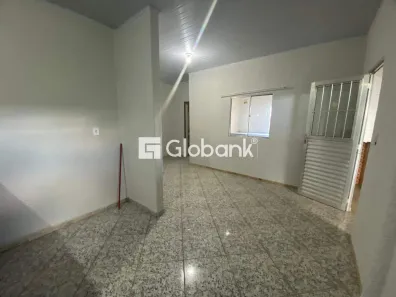 Kitnet com 1 Quarto para alugar, 80m² no Vila Ipiranga, Montes Claros