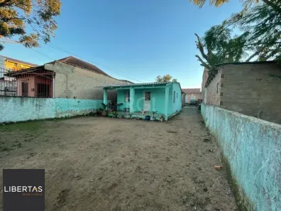 Casa com 3 Quartos à venda, 481m² no Camaquã, Porto Alegre