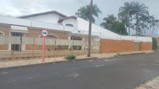 Casa com 3 Quartos à venda, 235m² no Vila José Bonifácio, Araraquara