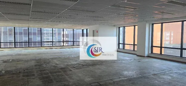 Sala Comercial para alugar, 218m² no Cerqueira César, São Paulo