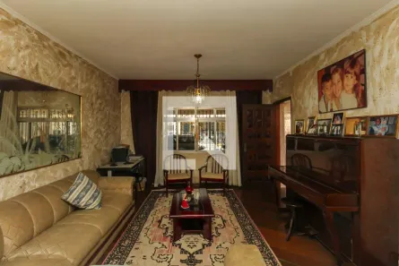 Casa com 3 Quartos à venda, 240m² no Vila Ema, São Paulo
