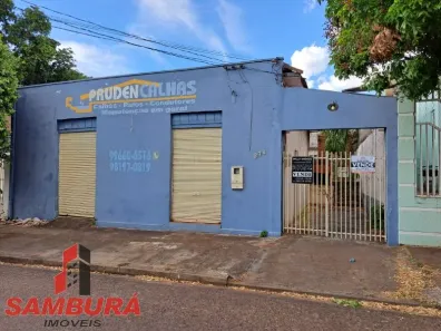 Casa com 2 Quartos à venda, 242m² no Vila Tazitsu, Presidente Prudente