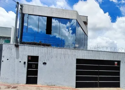 Casa com 3 Quartos à venda, 180m² no Santa Helena, Contagem