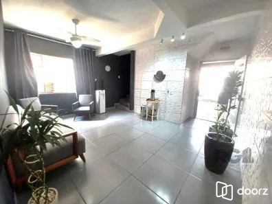 Casa com 4 Quartos à venda, 350m² no Navegantes, Porto Alegre