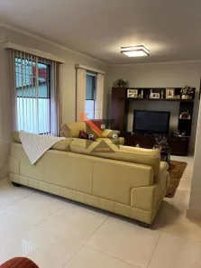 Casa com 2 Quartos à venda, 340m² no Vila Camilópolis, Santo André