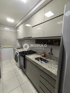 Apartamento com 2 Quartos para alugar, 54m² no Shopping Park, Uberlândia