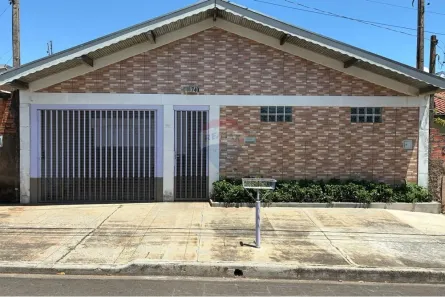 Casa com 3 Quartos à venda, 110m² no Jardim Monte Mor, Botucatu