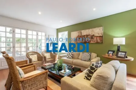 Casa com 3 Quartos à venda, 500m² no Chácara Monte Alegre, São Paulo