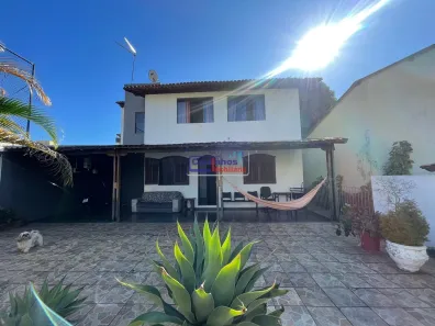 Casa com 4 Quartos à venda, 378m² no Ingá, Betim