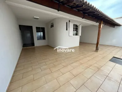 Casa de Condomínio com 4 Quartos à venda, 350m² no Martins, Uberlândia