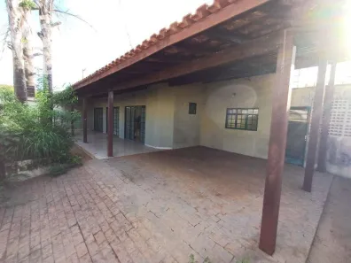 Casa com 4 Quartos para venda ou aluguel, 386m² no City Barretos, Barretos