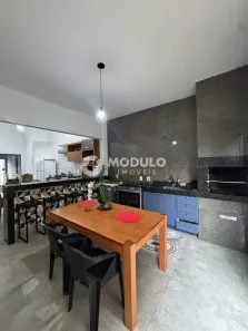 Casa com 3 Quartos à venda, 160m² no Jardim Canaã, Uberlândia