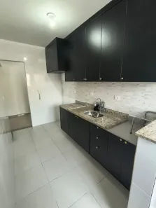 Apartamento com 2 Quartos para alugar, 80m² no Guilhermina, Praia Grande