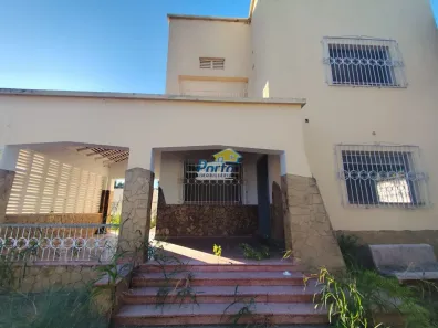 Imóvel Comercial com 4 Quartos para alugar, 300m² no Centro, Teresina