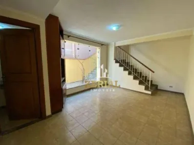 Sobrado com 3 Quartos à venda, 235m² no Campestre, Santo André