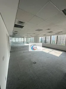 Sala Comercial para alugar, 196m² no Vila Olímpia, São Paulo