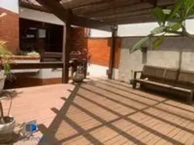 Casa com 3 Quartos para alugar, 300m² no Nonoai, Porto Alegre
