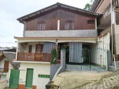 Casa com 4 Quartos à venda, 200m² no Prado, Nova Friburgo