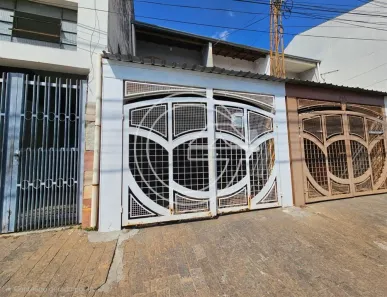 Casa com 2 Quartos para alugar, 10m² no Centro, Marília