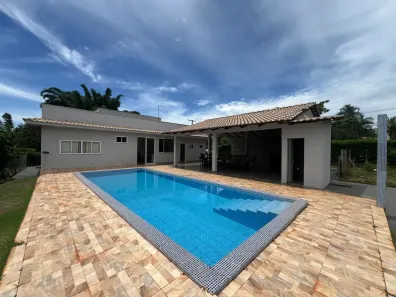 Casa de Condomínio com 3 Quartos à venda, 400m² no , Hidrolândia