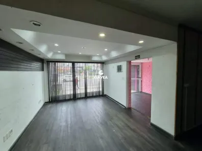Ponto Comercial com 3 Quartos para alugar, 208m² no Macuco, Santos