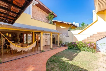 Sobrado com 4 Quartos à venda, 351m² no Vila Madalena, São Paulo