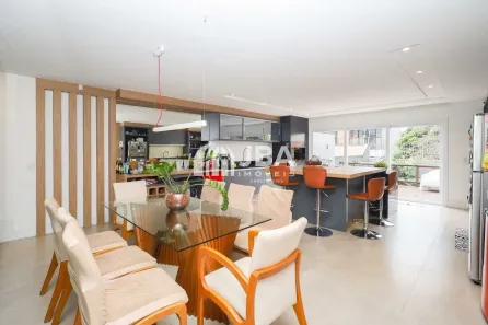 Sobrado com 3 Quartos à venda, 261m² no Bacacheri, Curitiba