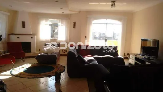 Sobrado com 4 Quartos à venda, 407m² no Vila Helena, Santo André