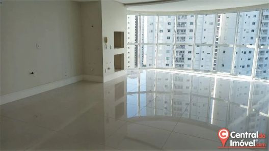 Apartamento com 3 Quartos à venda, 128m² no Centro, Balneário Camboriú