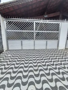 Casa com 2 Quartos para alugar, 140m² no Canto do Forte, Praia Grande