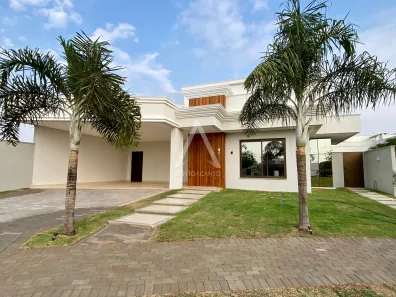 Casa de Condomínio com 3 Quartos à venda, 196m² no Jardim das Palmeiras, Sinop