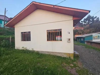 Casa com 2 Quartos para alugar, 50m² no , São Joaquim