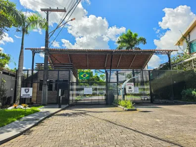 Casa de Condomínio com 3 Quartos à venda, 300m² no Flores, Manaus