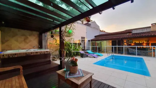 Casa com 4 Quartos à venda, 168m² no Mirante da Lagoa, Macaé