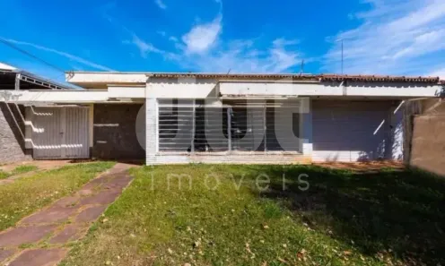Imóvel Comercial com 4 Quartos para alugar, 270m² no Nova Campinas, Campinas