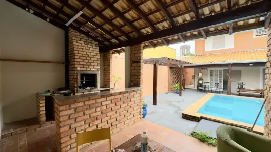 Sobrado com 3 Quartos à venda, 260m² no Santa Rosa, Cuiabá