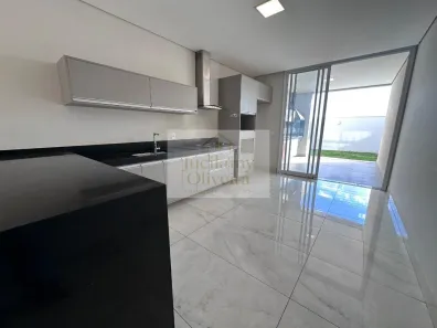 Casa com 3 Quartos para alugar, 240m² no Jardim Bréscia, Indaiatuba