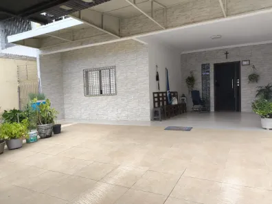 Casa com 4 Quartos à venda, 495m² no Parque Dois Irmãos, Fortaleza