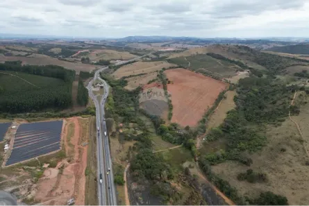 Fazenda/Sítio à venda, 330600m² no Distrito Industrial, Três Corações